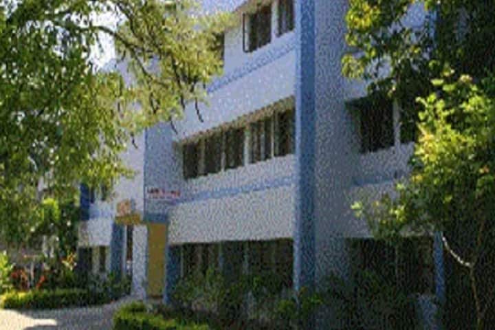 St Johns College of Nursing campus in Bangalore, Karnataka, India — photo 2