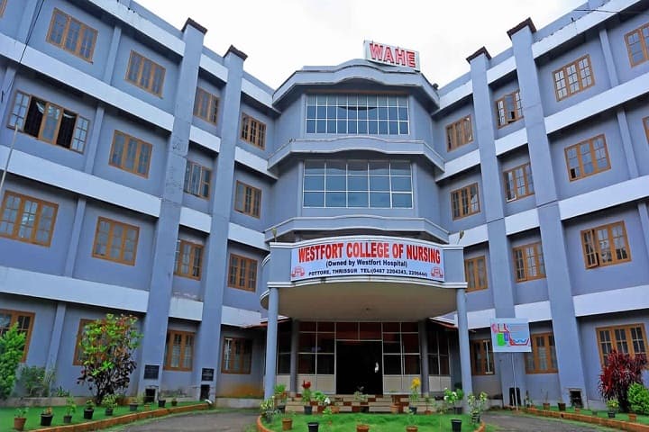 Westfort College of Nursing campus in Thrissur, Kerala, India — photo 1