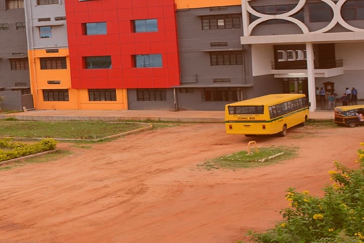 Varadaraja Institute of Nursing Sciences campus in Tumkur, Karnataka, India — photo 2