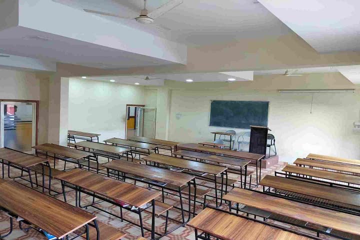 Udupi College of Nursing campus in Udupi, Karnataka, India — photo 2