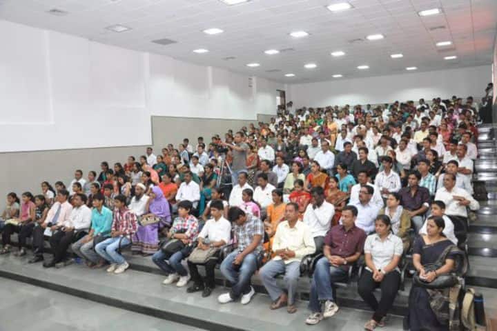 MET Institute of Technology Polytechnic campus in Nashik, Maharashtra, India — photo 6