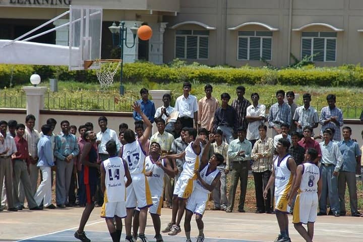 Mahendra Engineering College campus in Namakkal, Tamil Nadu, India — photo 2