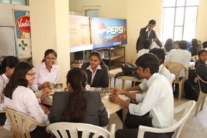 SAL School of Architecture campus in Ahmedabad, Gujarat, India — photo 4