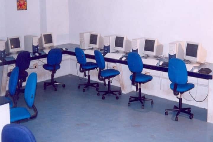VR Law College campus in Nellore, Andhra Pradesh, India — photo 4