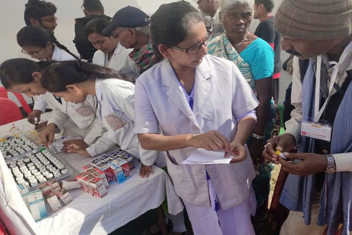 CLC Memorial Homoeopathy Medical College campus in Bilaspur, Chhattisgarh, India — photo 5