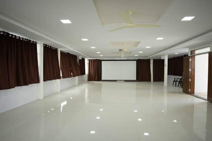 Vilasrao Deshmukh Law College campus in Pune, Maharashtra, India — photo 3