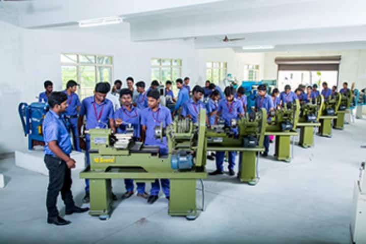 Pollachi Institute of Engineering and Technology campus in Coimbatore, Tamil Nadu, India — photo 5