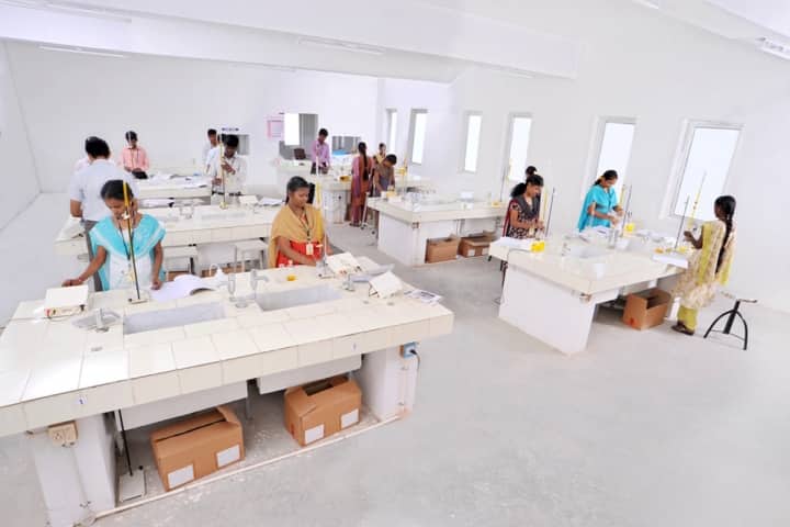 Renganayagi Varatharaj College of Engineering campus in Virudhunagar, Tamil Nadu, India — photo 2
