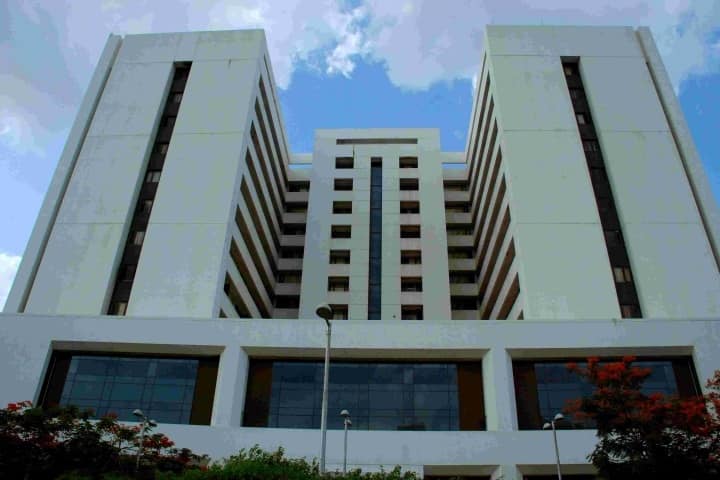 Bombay Hospital College of Nursing campus in Indore, Madhya Pradesh, India — photo 1