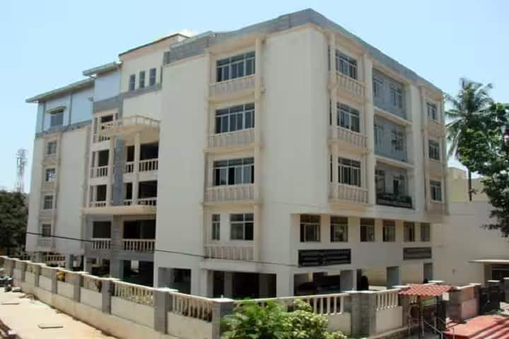 Vivekananda College of Law campus in Bangalore, Karnataka, India — photo 1