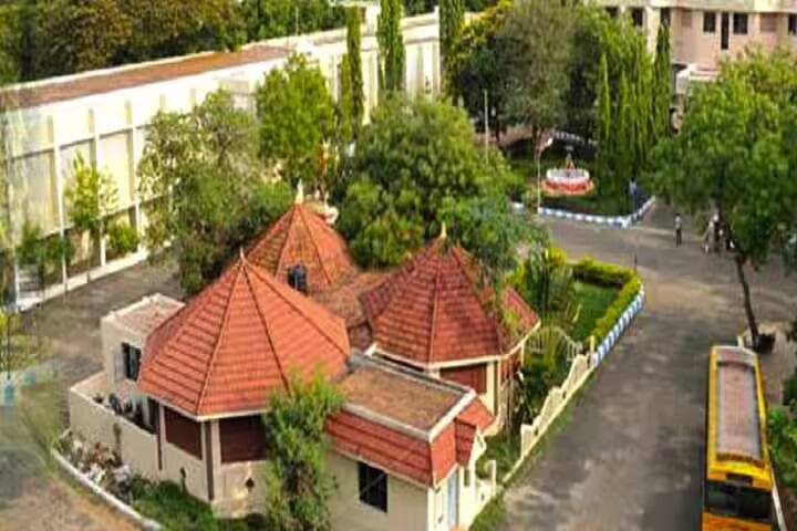 EMG Yadava Women's College campus in Madurai, Tamil Nadu, India — photo 2