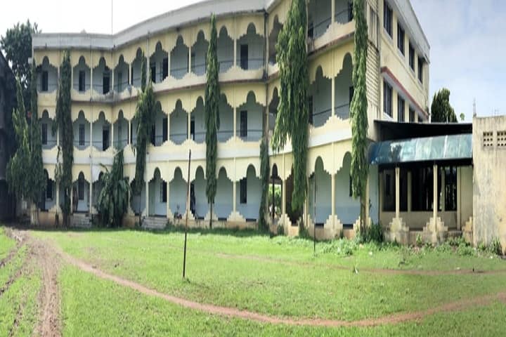 Navsanjivan Shikshan Mandal's College of Pharmacy campus in Yavatmal, Maharashtra, India — photo 1