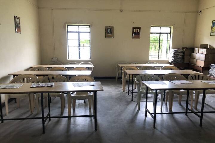 Navsanjivan Shikshan Mandal's College of Pharmacy campus in Yavatmal, Maharashtra, India — photo 4