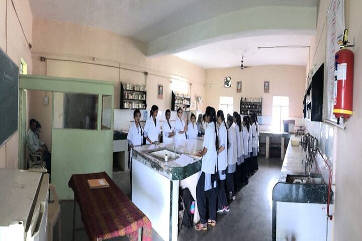 Navsanjivan Shikshan Mandal's College of Pharmacy campus in Yavatmal, Maharashtra, India — photo 5