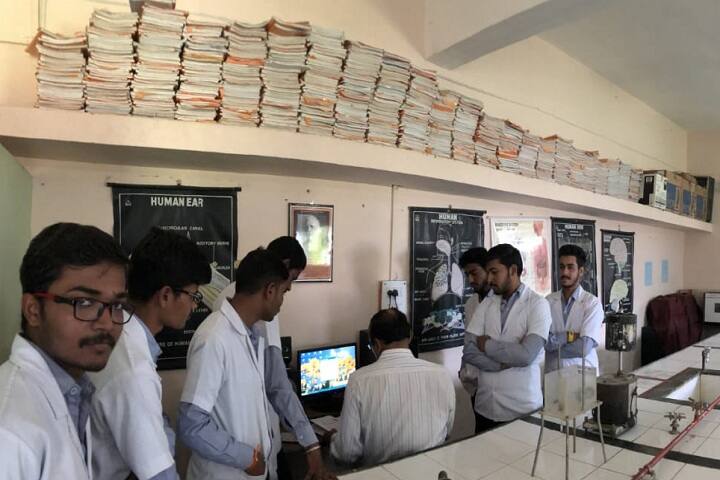 Navsanjivan Shikshan Mandal's College of Pharmacy campus in Yavatmal, Maharashtra, India — photo 6