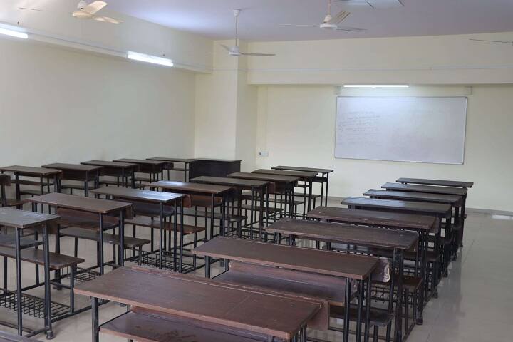 CWC Law College Mumbai campus in Mumbai, Maharashtra, India — photo 6