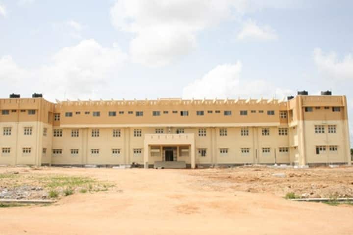 NET Pharmacy College campus in Raichur, Karnataka, India — photo 1