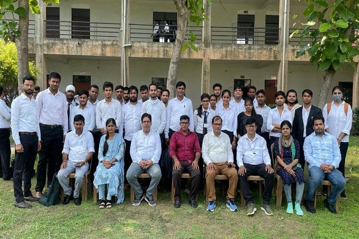 Vijay Singh Pathik Institute of Law campus in Akbarpur, Uttar Pradesh, India — photo 5