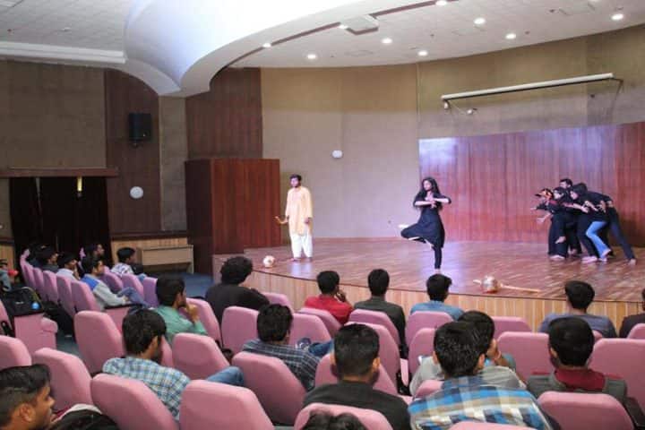 Amity University campus in Jaipur, Rajasthan, India — photo 2