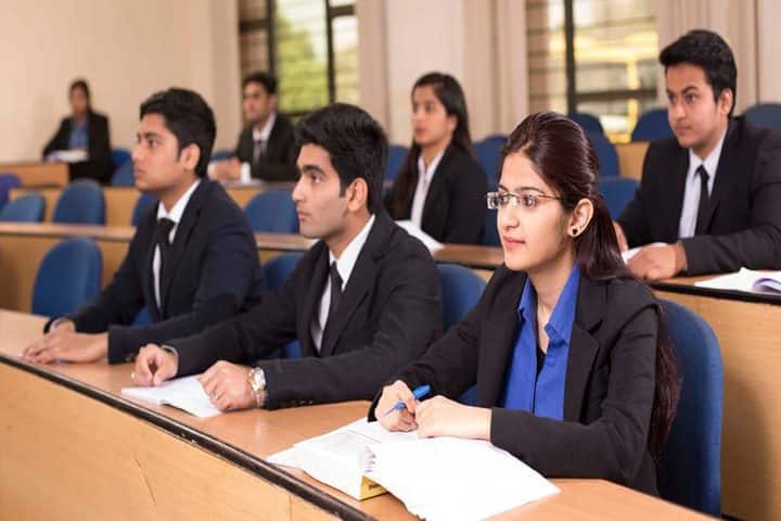 Amity University campus in Jaipur, Rajasthan, India — photo 3