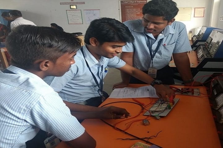 Vaigai College of Engineering campus in Madurai, Tamil Nadu, India — photo 3