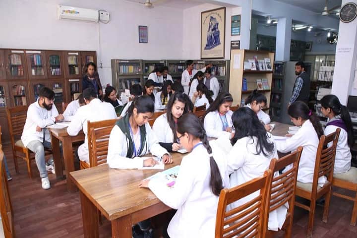 Homoeopathic Medical College and Hospital campus in Chandigarh, India — photo 2