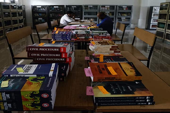 Siddhartha Law College campus in Dehradun, Uttarakhand, India — photo 4