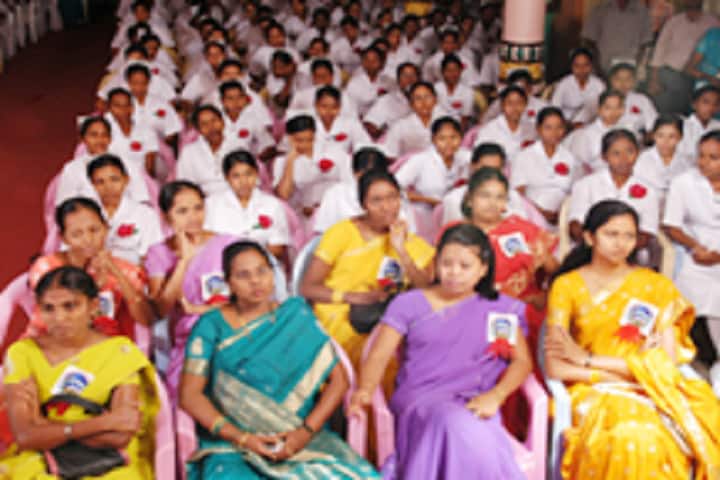 Sri Venkata Padmavathy College of Nursing campus in Guntakal, Andhra Pradesh, India — photo 1