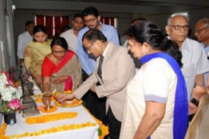 Translam College of Law campus in Meerut, Uttar Pradesh, India — photo 3