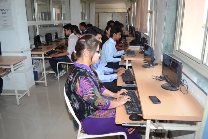 Idyllic Institute of Management campus in Indore, Madhya Pradesh, India — photo 3