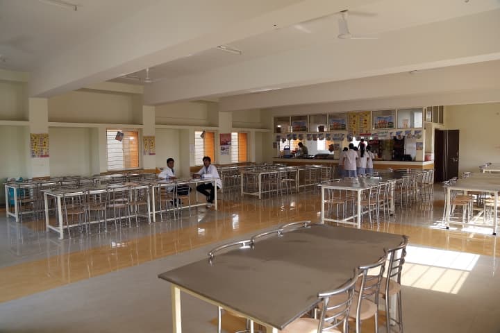 Idyllic Institute of Management campus in Indore, Madhya Pradesh, India — photo 5