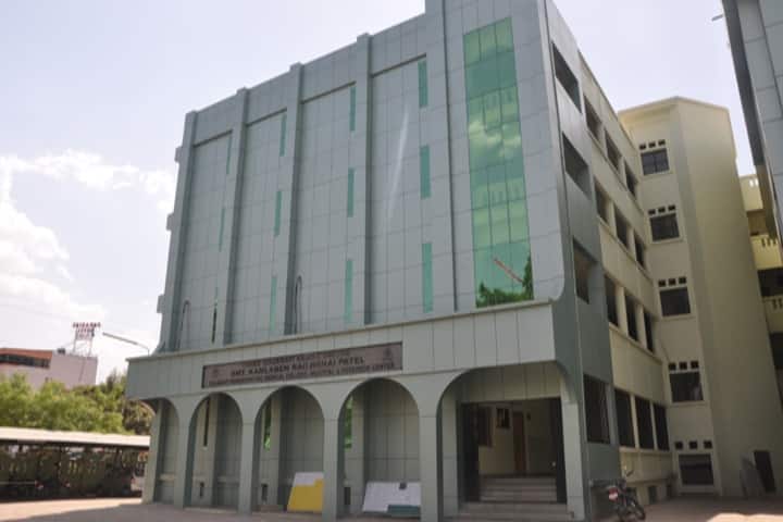 SKRP Gujarati Homoeopathic Medical College and Research Center campus in Indore, Madhya Pradesh, India — photo 3