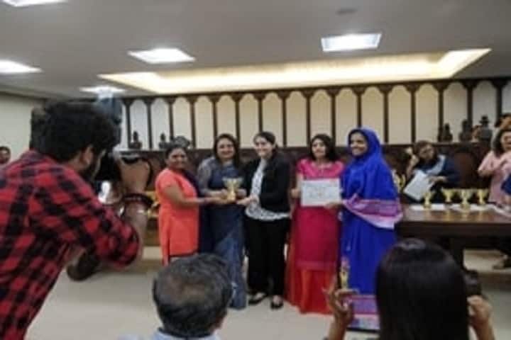 Thakur Ramnarayan College of Law campus in Mumbai, Maharashtra, India — photo 6