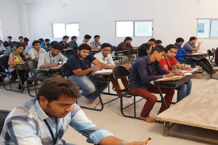 Faculty of Engineering and Technology campus in Ahmedabad, Gujarat, India — photo 2