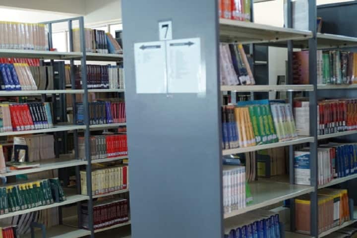 Faculty of Engineering and Technology campus in Ahmedabad, Gujarat, India — photo 6