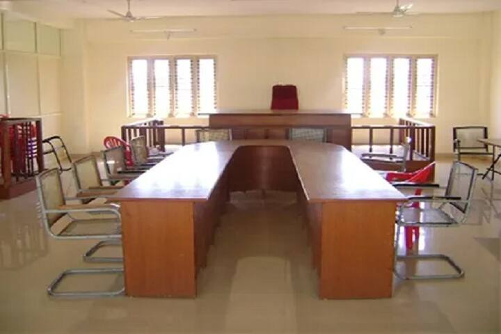 Vidyavardhaka Law College campus in Mysuru, Karnataka, India — photo 5