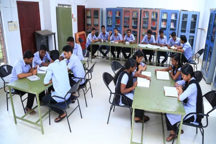 Viswabrahmana College campus in Thiruvalla, Kerala, India — photo 2