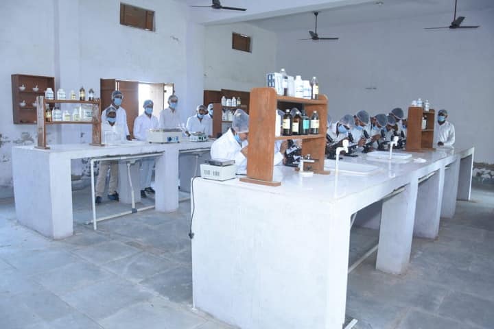 Dr V P Madnawat College of Educational and Professional Courses campus in Hathras, Uttar Pradesh, India — photo 1