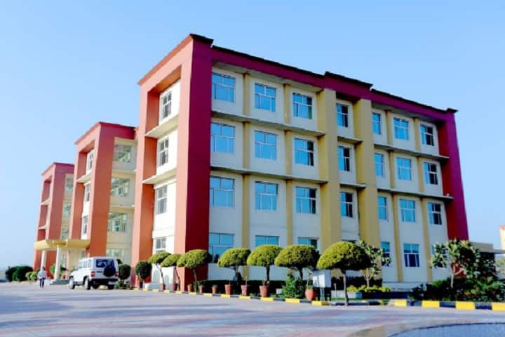 Universal Law College campus in Mohali, Punjab, India — photo 1