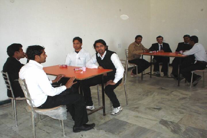 Unique Law College campus in Muradnagar, Uttar Pradesh, India — photo 6