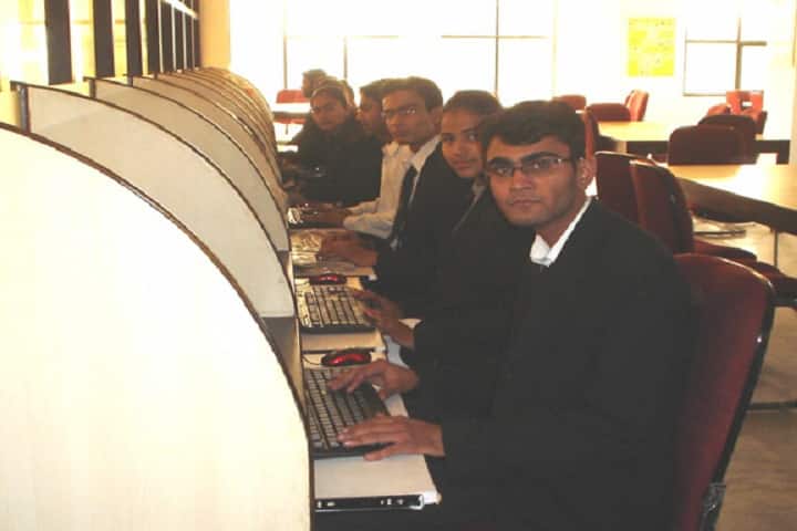 Unique College of Law campus in Moradabad, Uttar Pradesh, India — photo 3