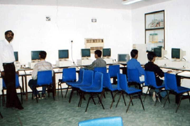 Dr Panjabrao Deshmukh Polytechnic campus in Amravati, Maharashtra, India — photo 5