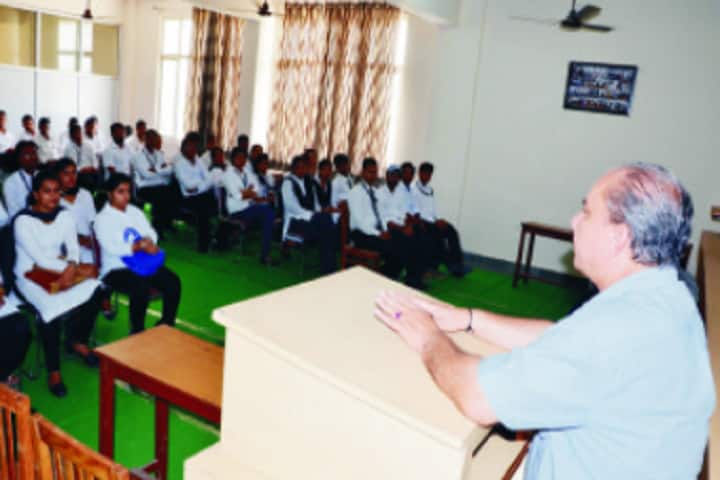 Smt Shanti Devi Law College campus in Rewari, Haryana, India — photo 2