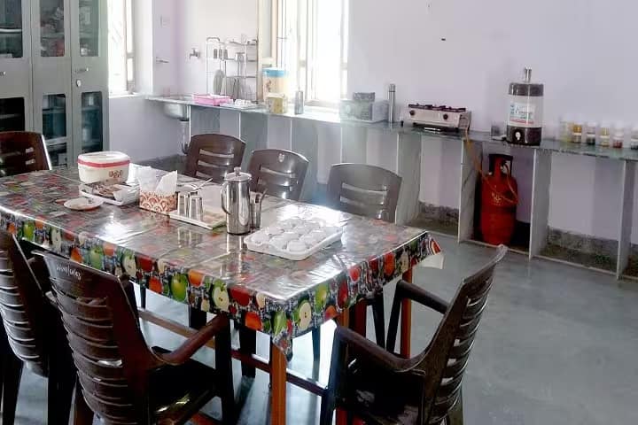 Smt Dakuben Saremalji Sancheti Nursing Institute campus in Pali, Rajasthan, India — photo 5