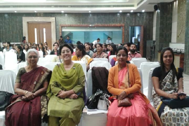 SKUM College of Nursing campus in Ahmedabad, Gujarat, India — photo 2