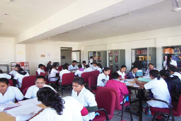 SKUM College of Nursing campus in Ahmedabad, Gujarat, India — photo 4