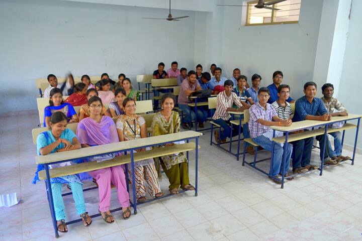 Yalamarty College of Polytechnic campus in Visakhapatnam, Andhra Pradesh, India — photo 5