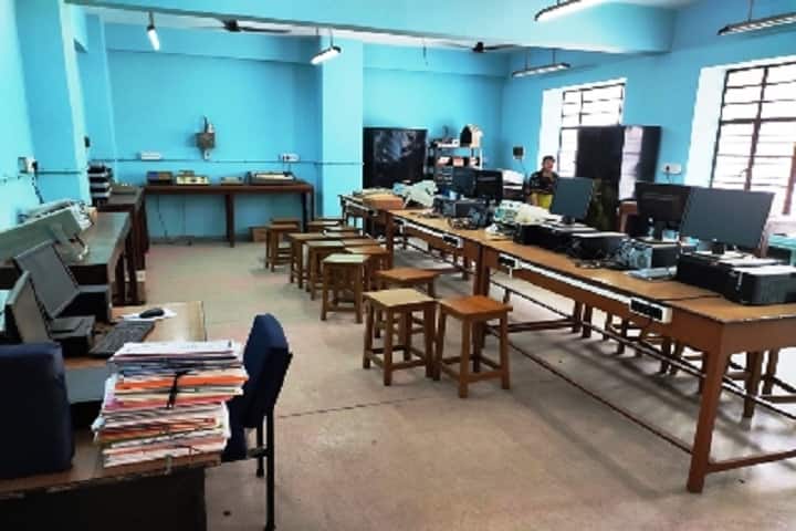 Women's Polytechnic campus in Chandannagar, West Bengal, India — photo 5