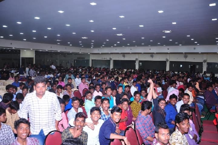 VKR and VNB Polytechnic College campus in Krishna, Andhra Pradesh, India — photo 2