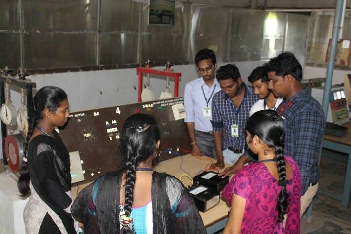 VKR and VNB Polytechnic College campus in Krishna, Andhra Pradesh, India — photo 4